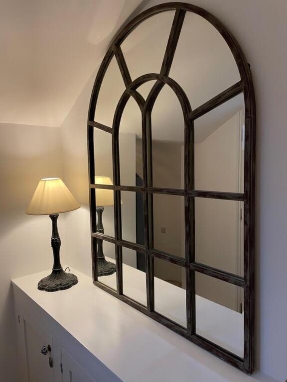 Beautiful 3 Bed Basement Flat With Garden Apartment Bath Exterior photo